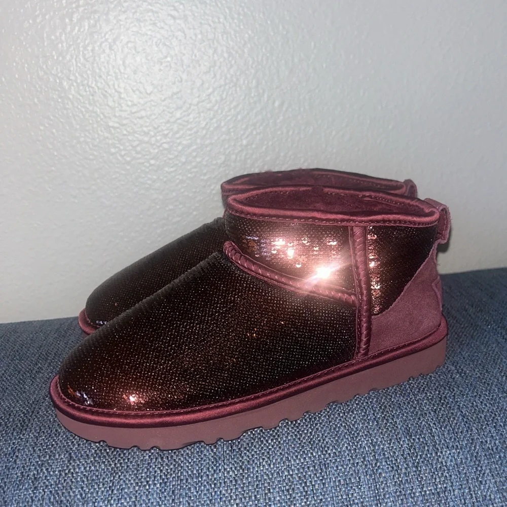 UGG 17 ye appearance
